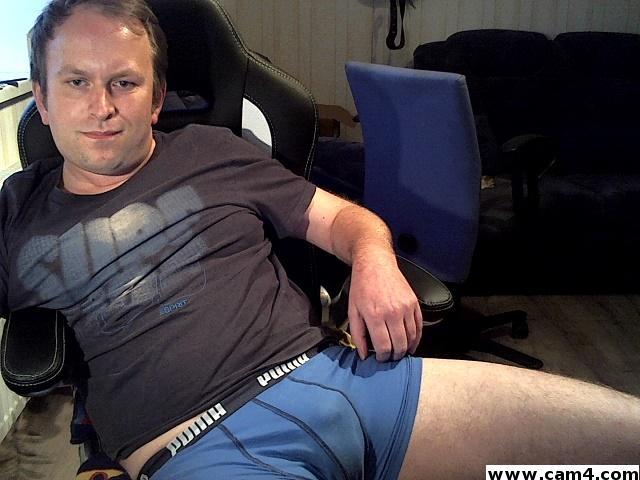 34yochemcock Live Image