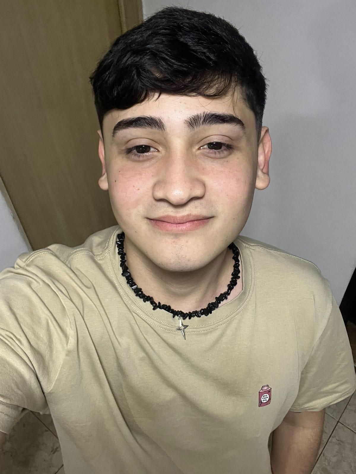 AlexMarino Live Image