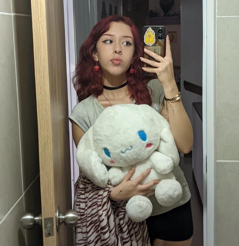 AlexaFoxy18