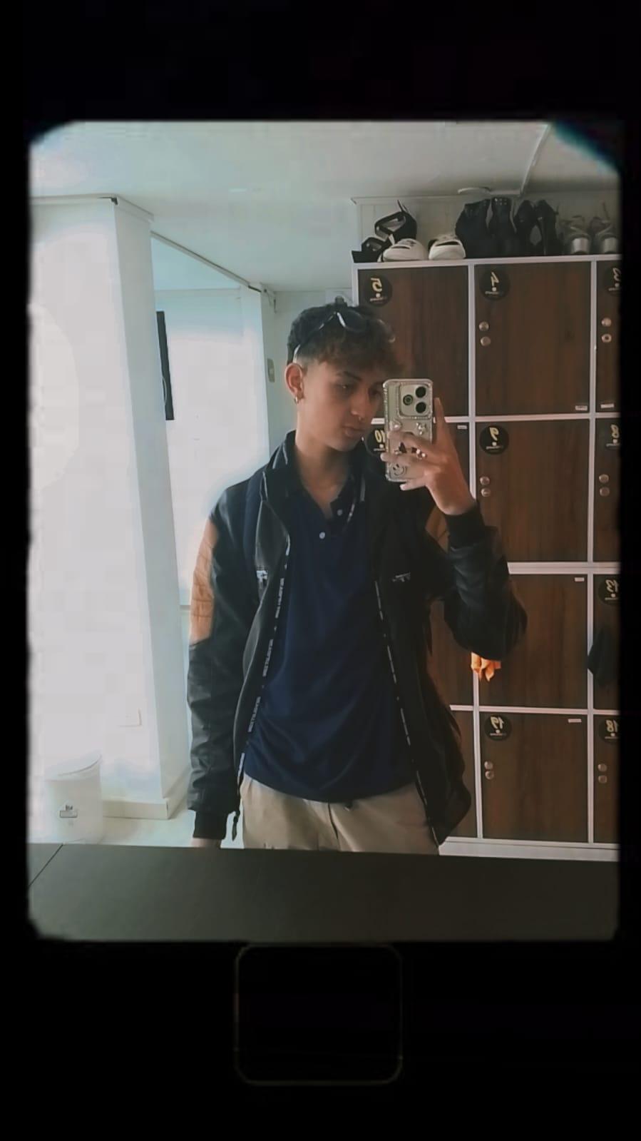 Allen_Starck Live Image