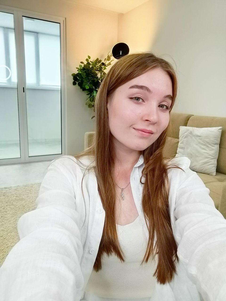 AlodieFitt Live Image