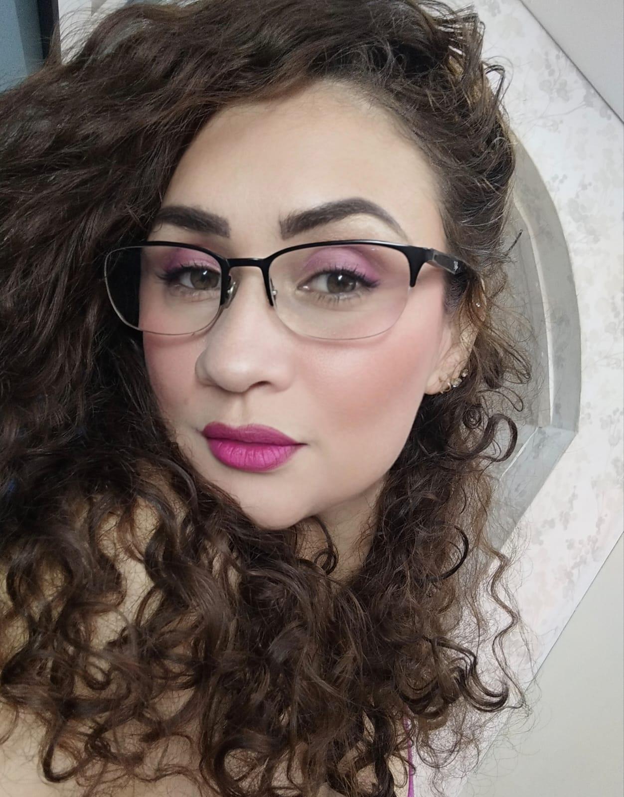 Amelie_Bakerr_ Live Image