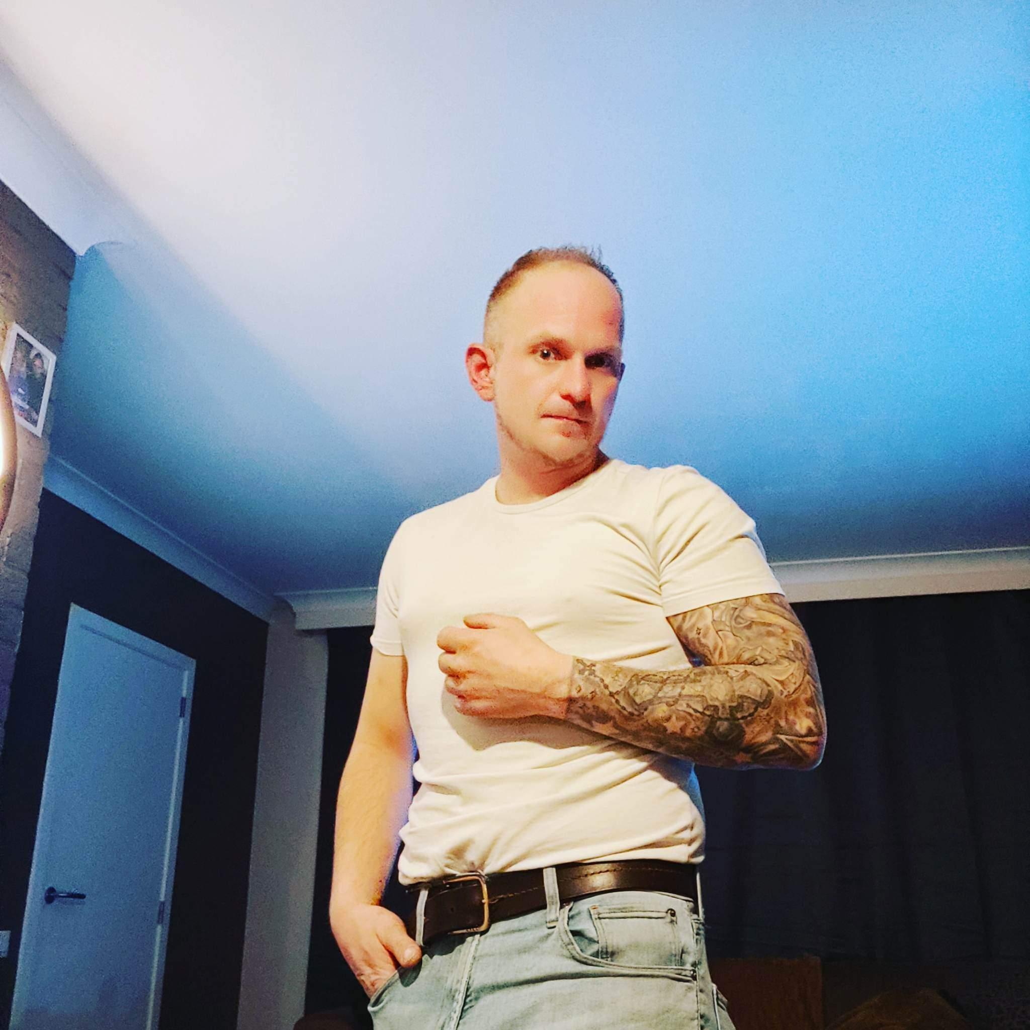 Andyttt Live Image