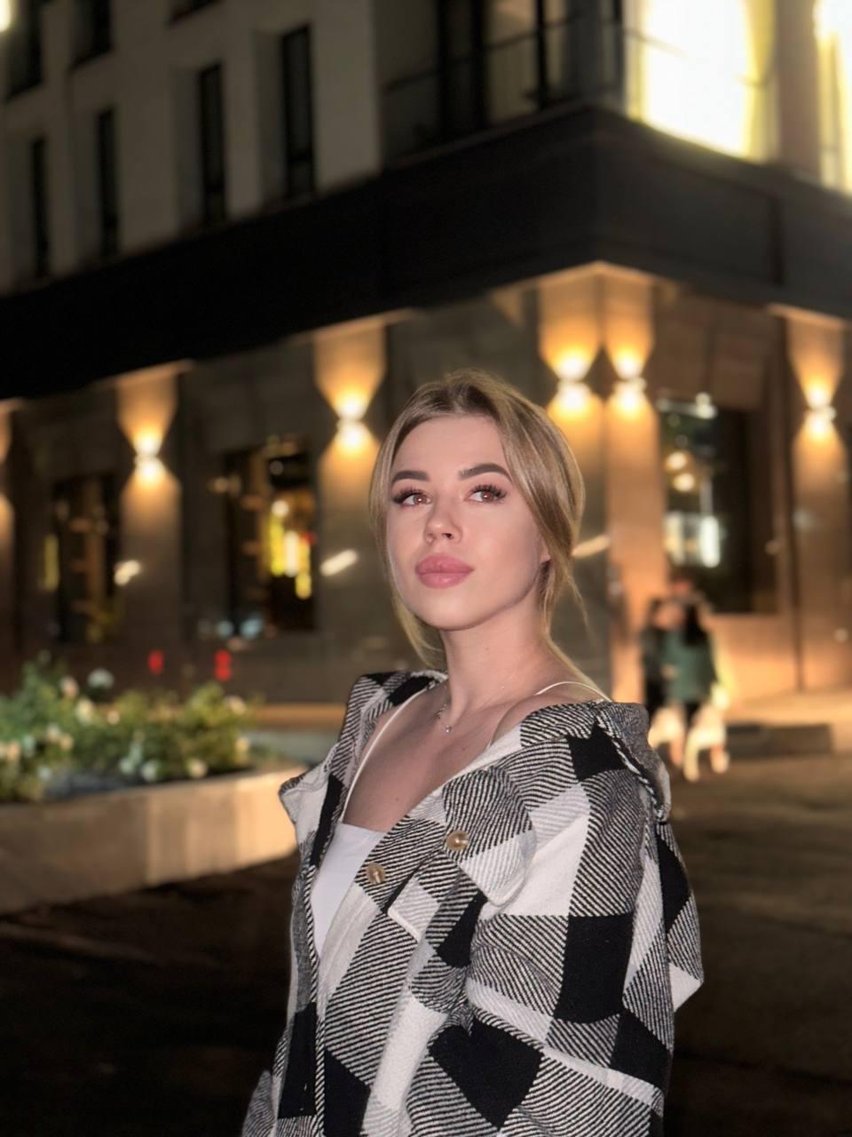 AnikaAline