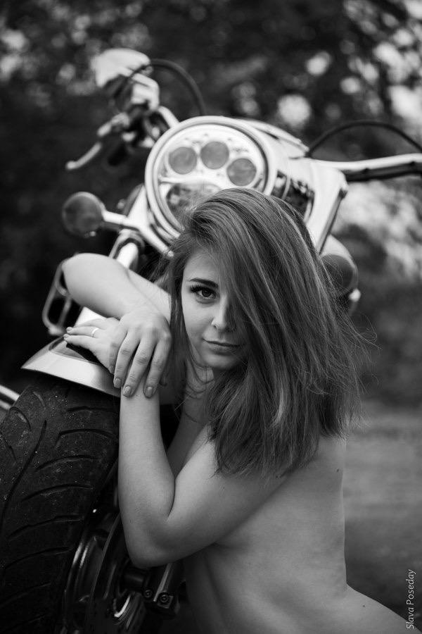 AnnsLove_is Live Image