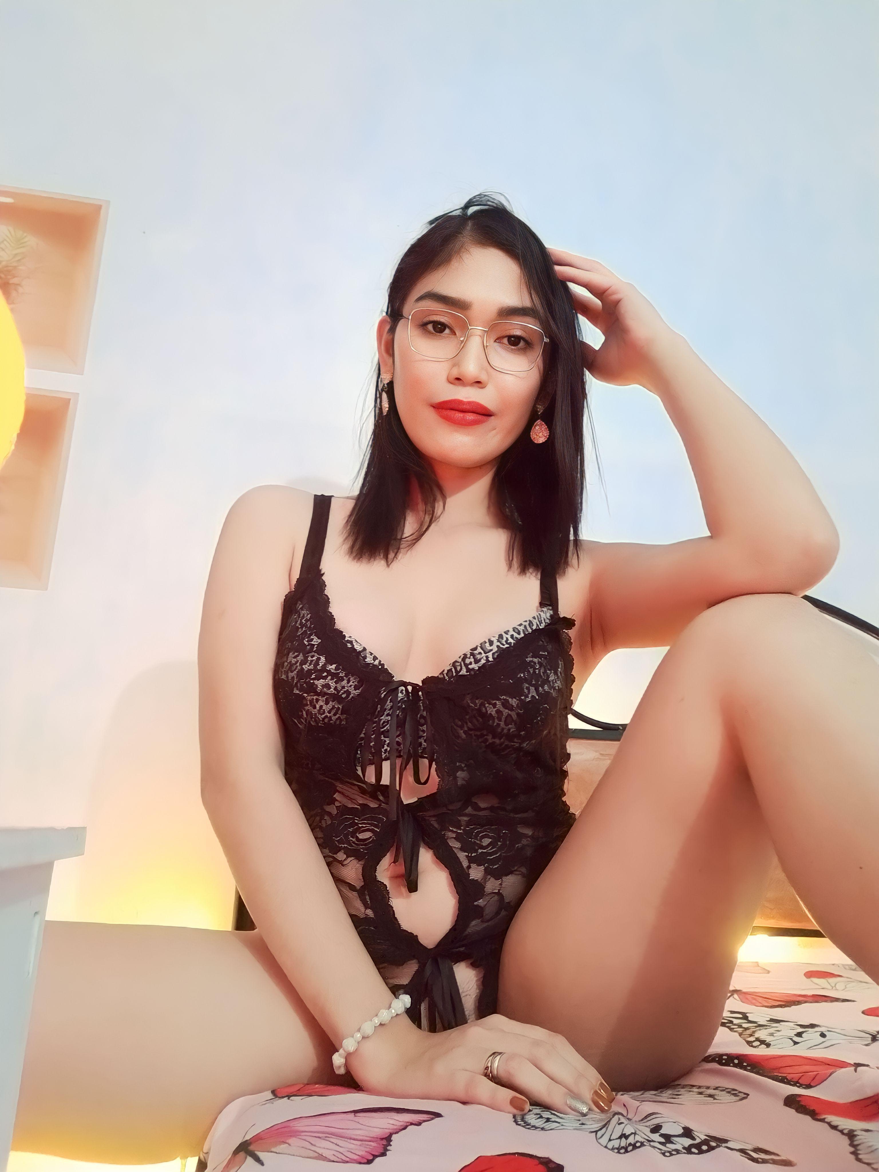 AsianExplode69 Live Image