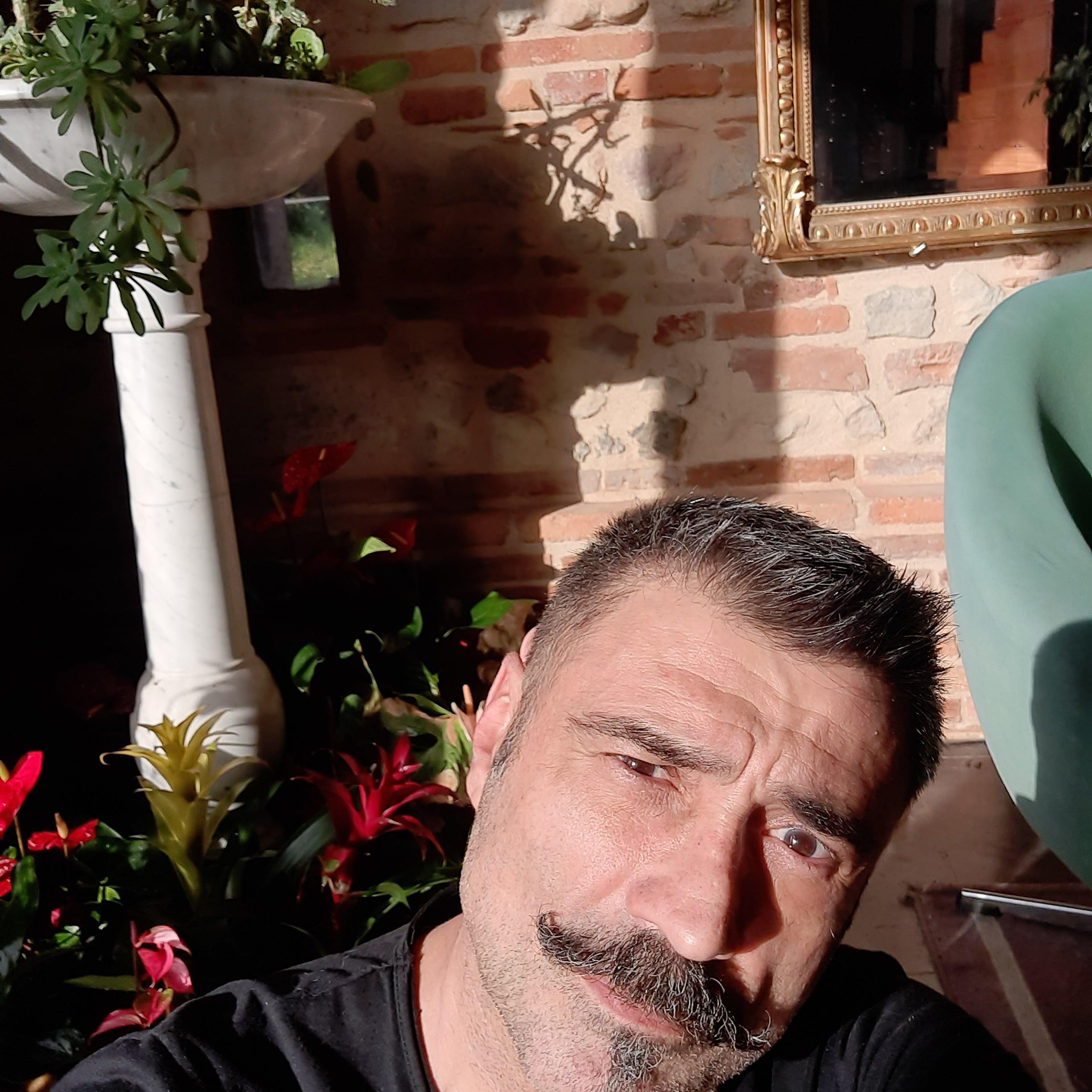 BarefarmerFr Live Image