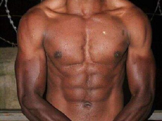 Busty_boy01 Live Image