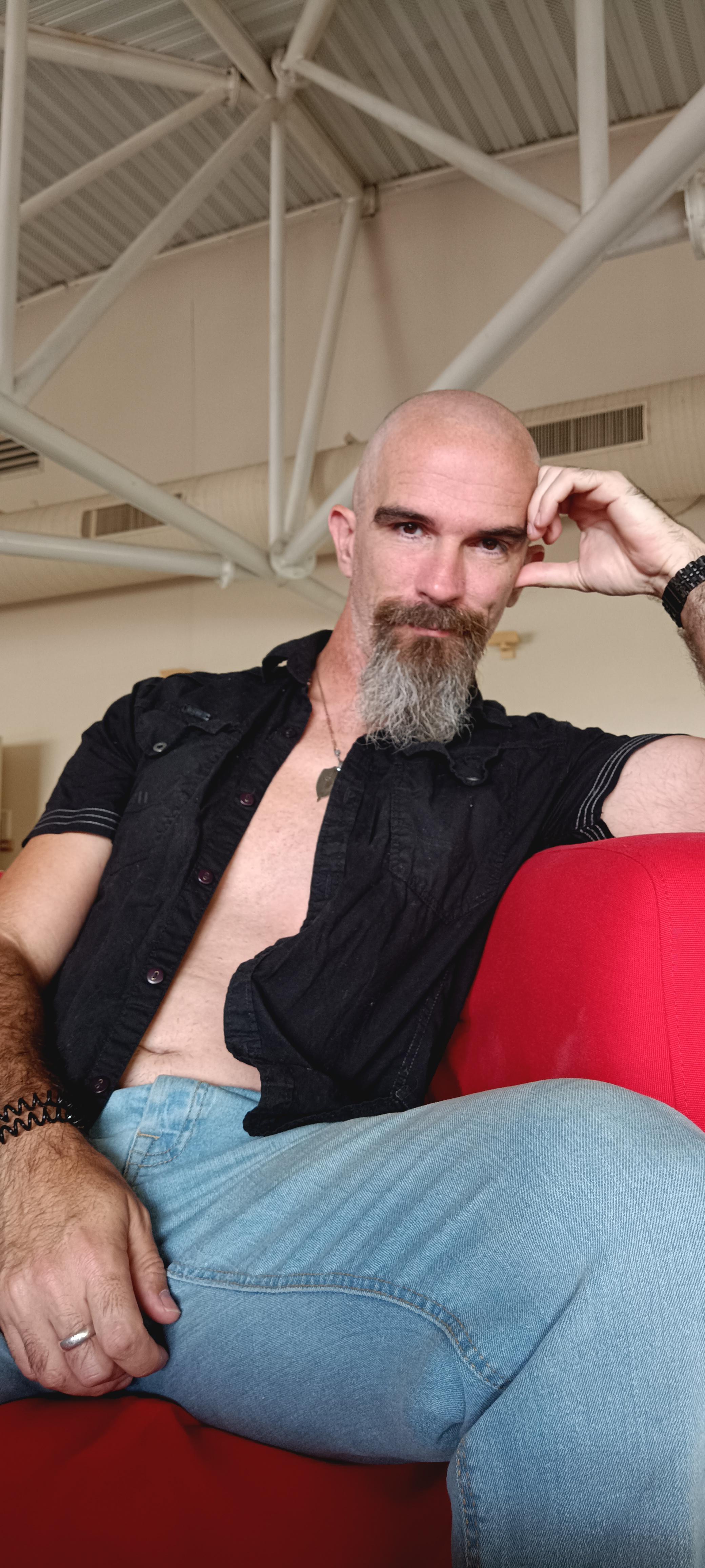 ChrisDuGard30 Live Image