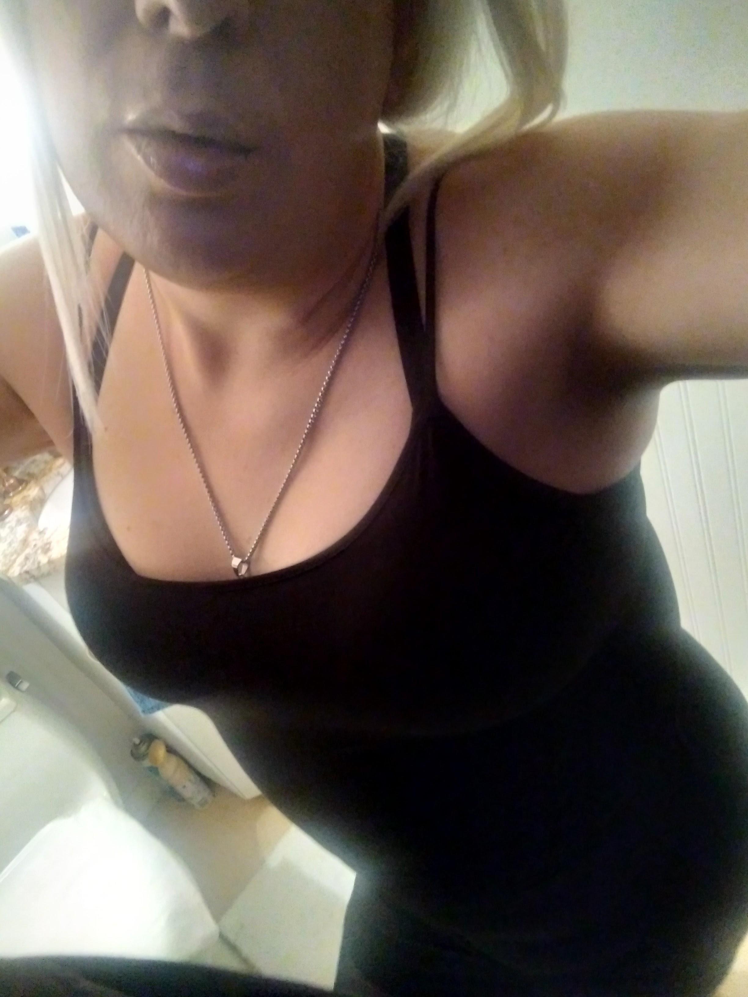 ChrisDyKitten Live Image