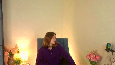EleneCavicchia Live Image