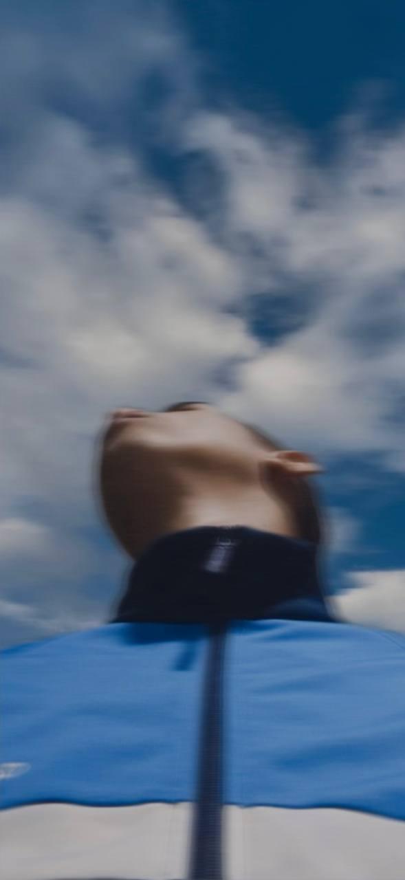 Elii_UwU Live Image
