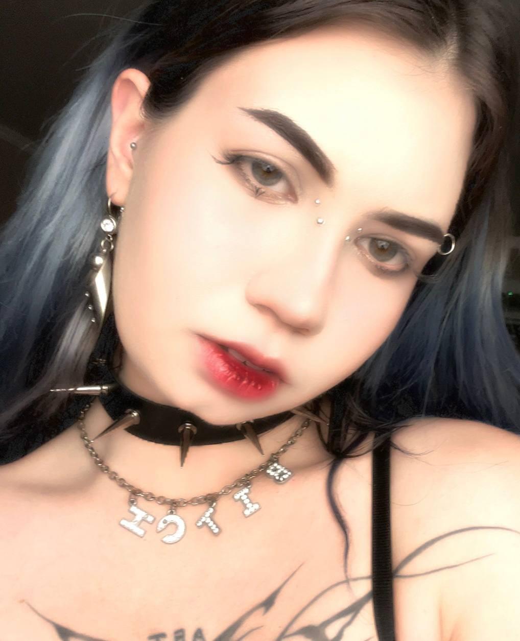 FionaTuray Live Image