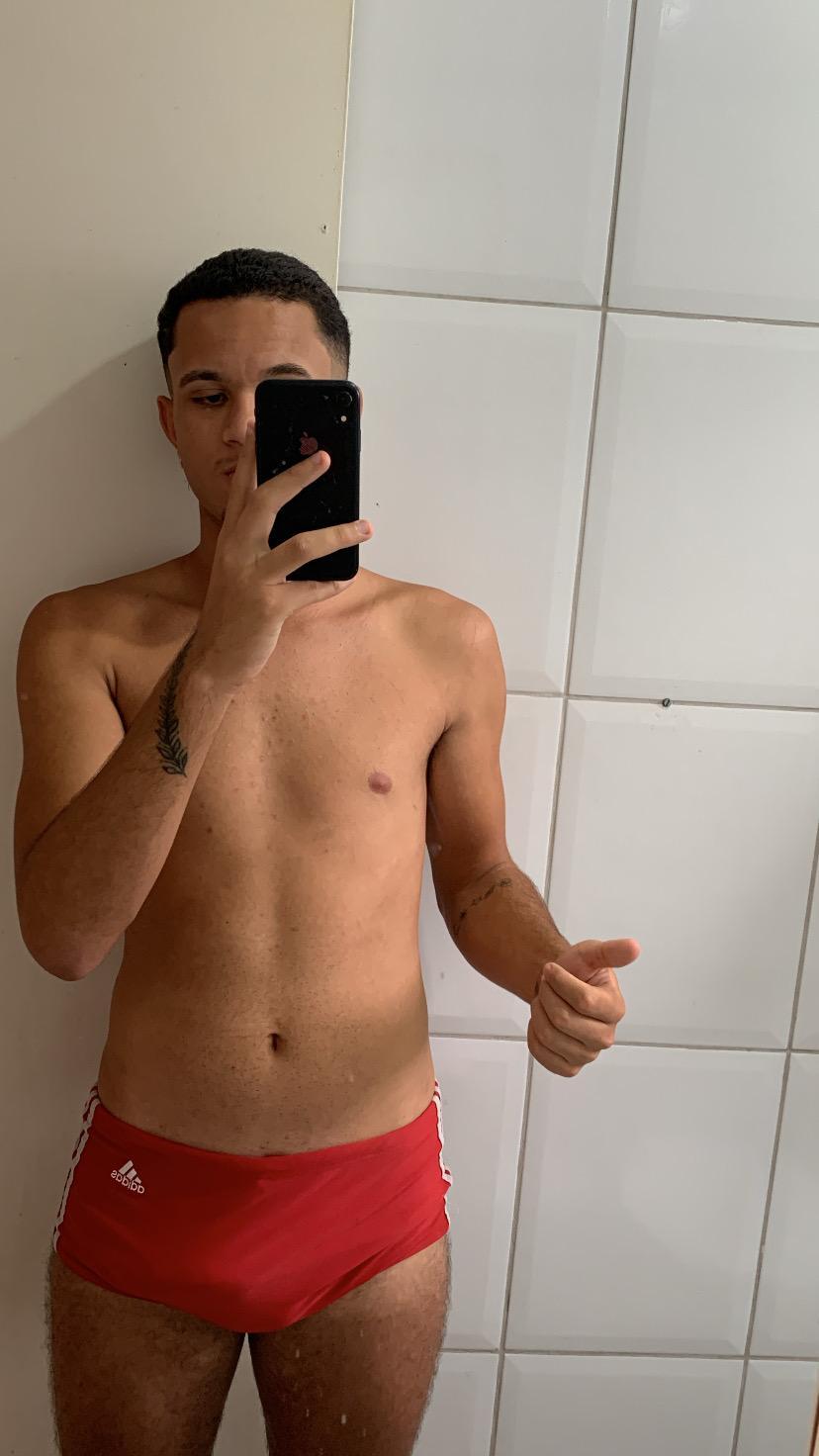 Gaelzinho_hot1 Live Image