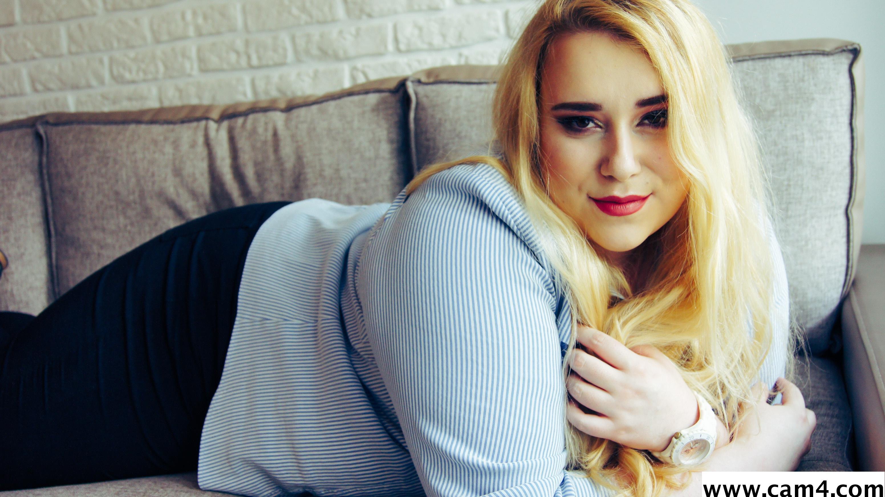 HAILEY4uu Live Image