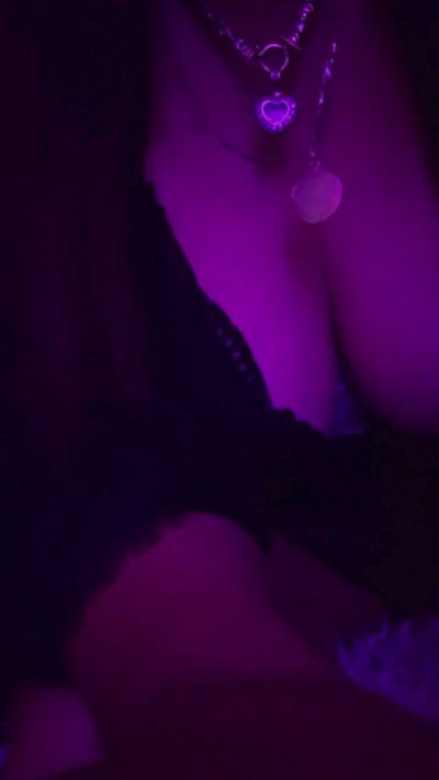Hot_daisy Live Image