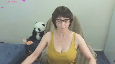 LenaFlynn Live Image