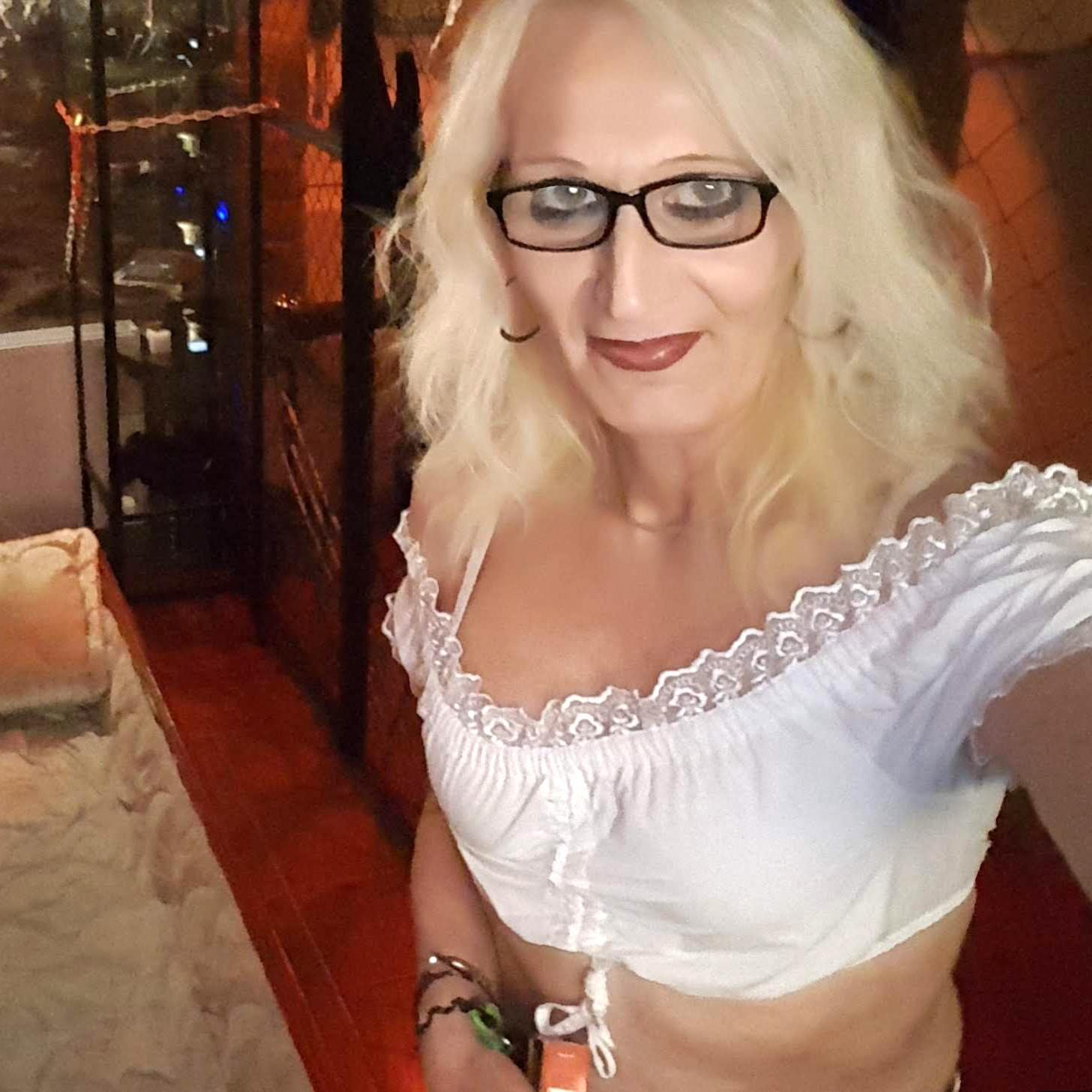 LolaRent66 Live Image
