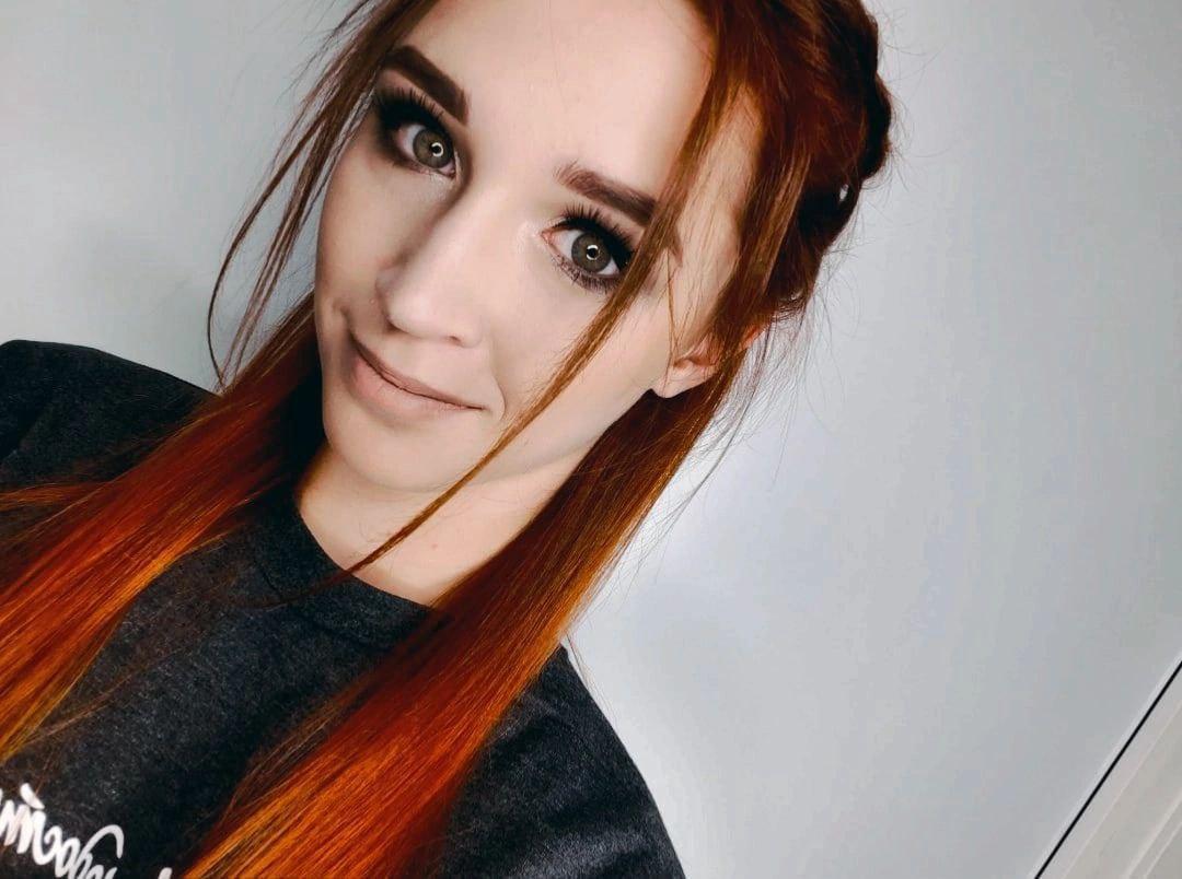 LornaColeson Live Image