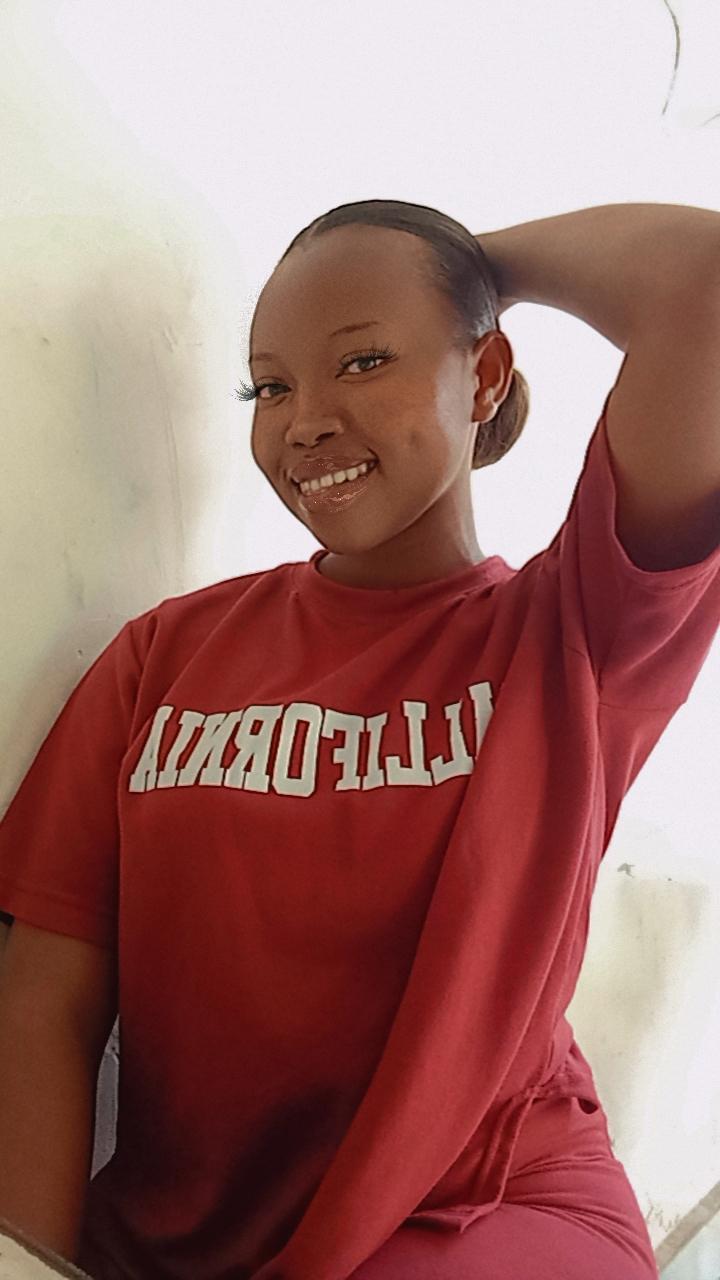 LovelyAngelah Live Image