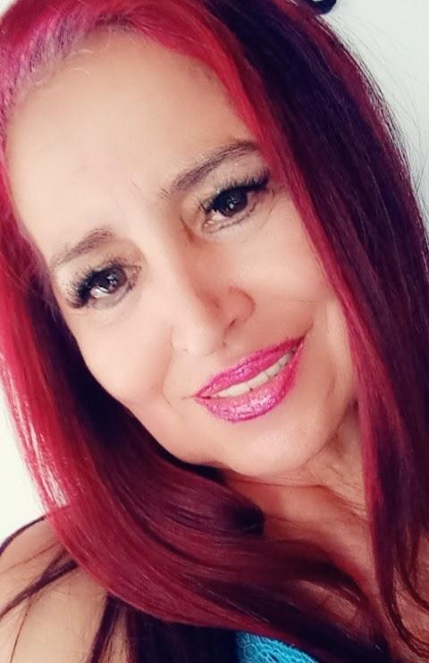 Lover_mature2 Live Image