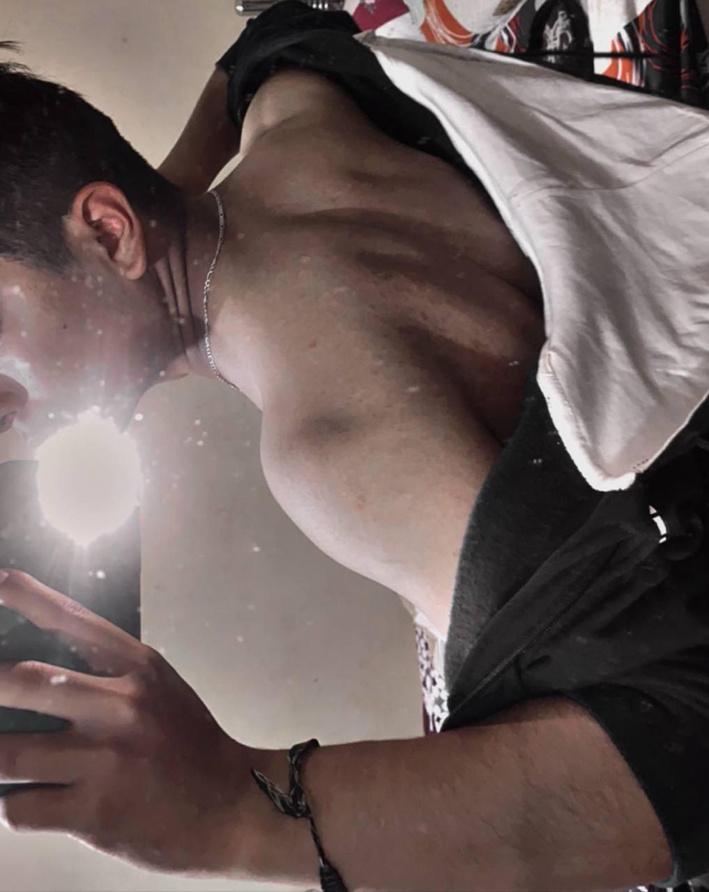 Luis_Miguel69 Live Image