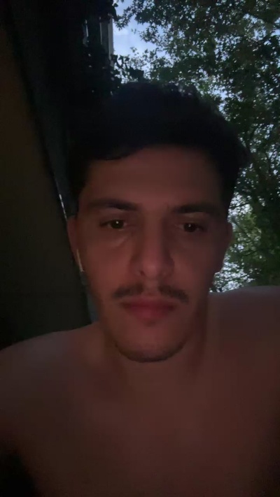 Maitrecesar75 Live Image