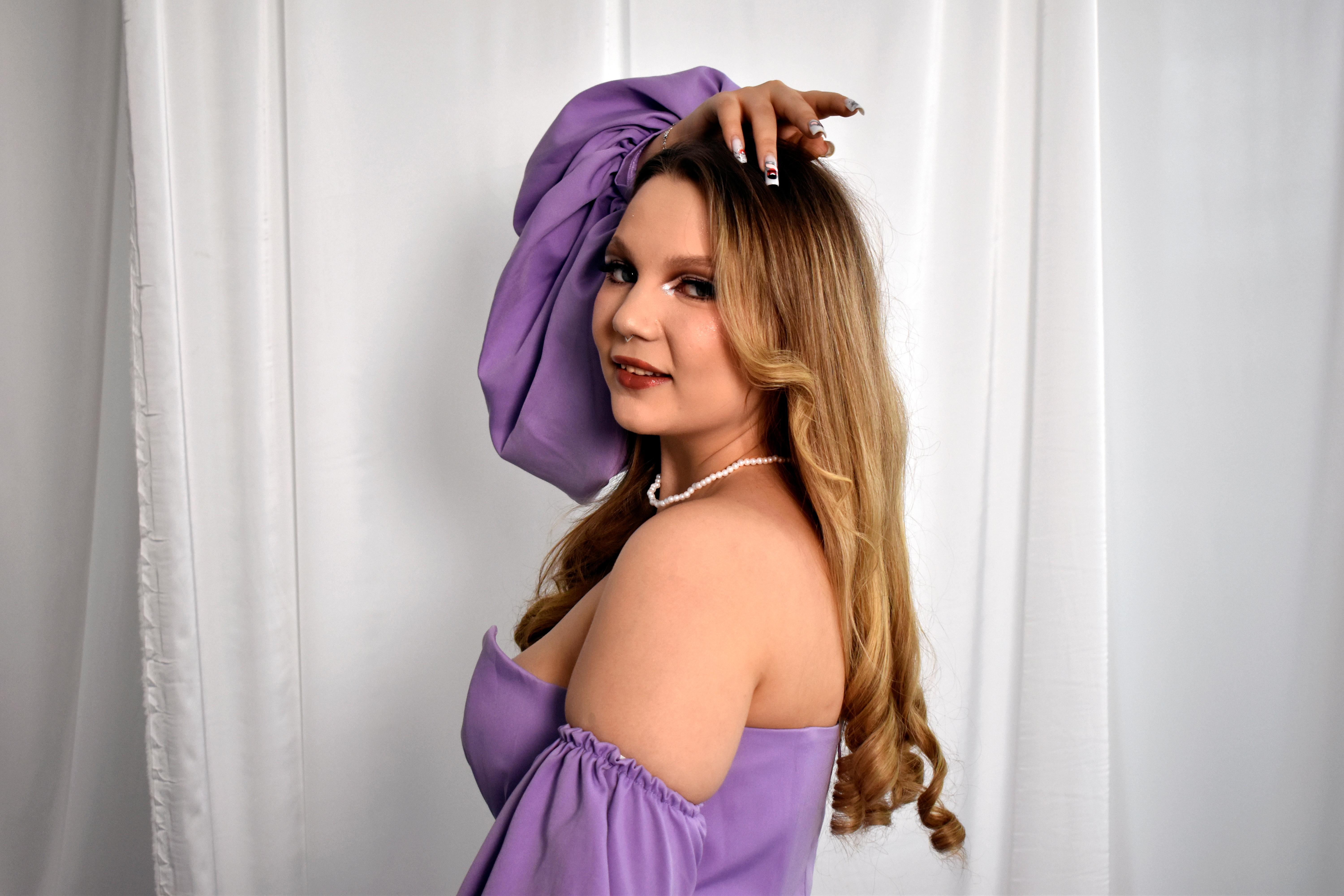 MariaRobinsone Live Image