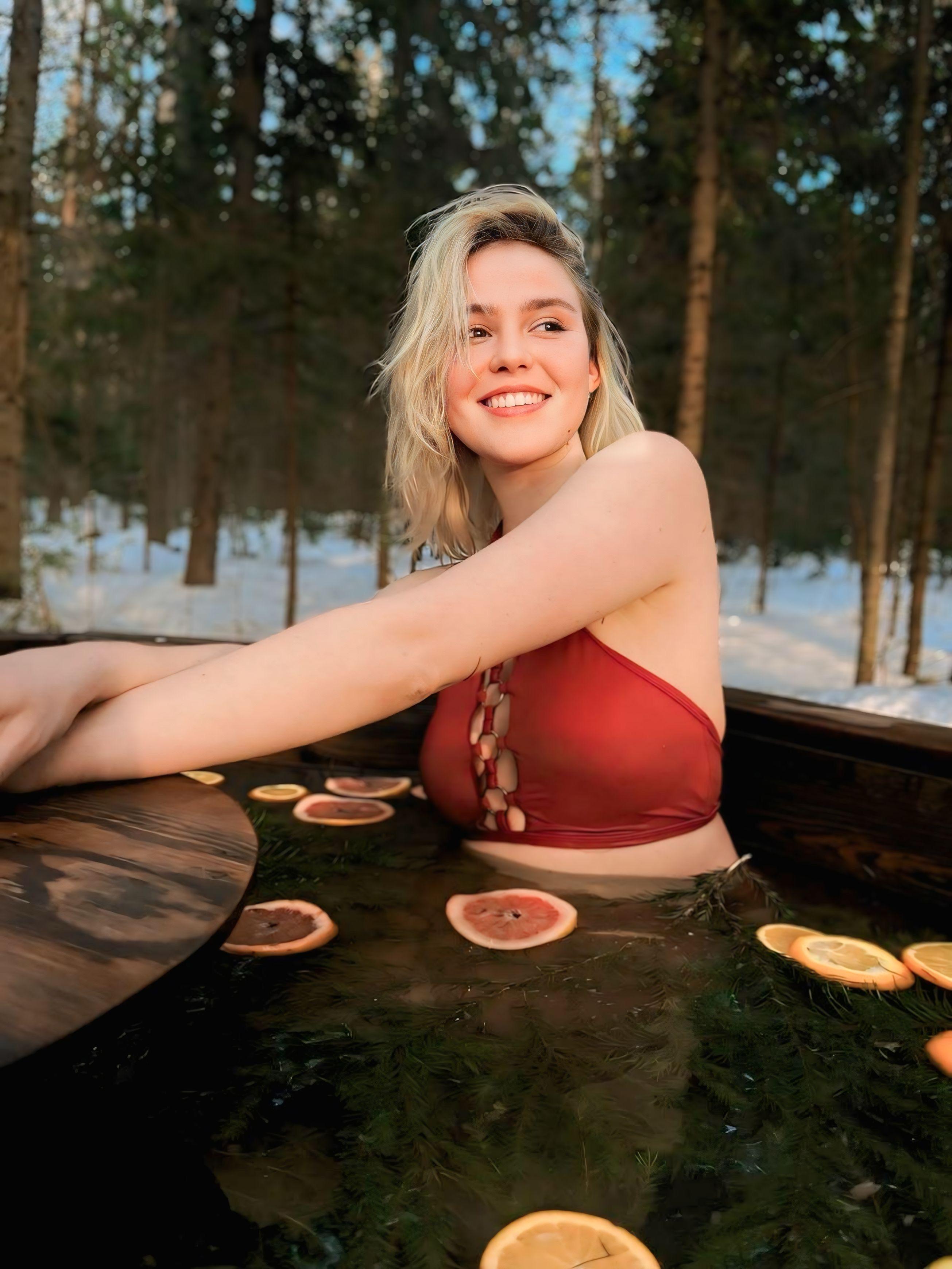 MaryaliceHerceg Live Image