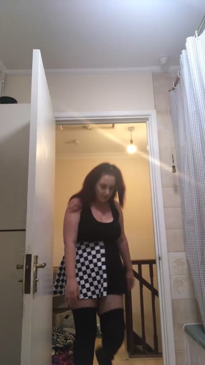 Meggieee98 Live Image