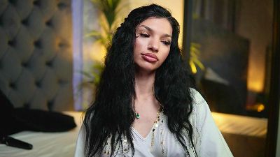 MiamiQuinn Live Image