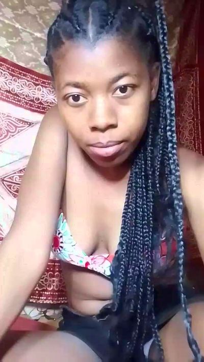 Nadia241 Live Image