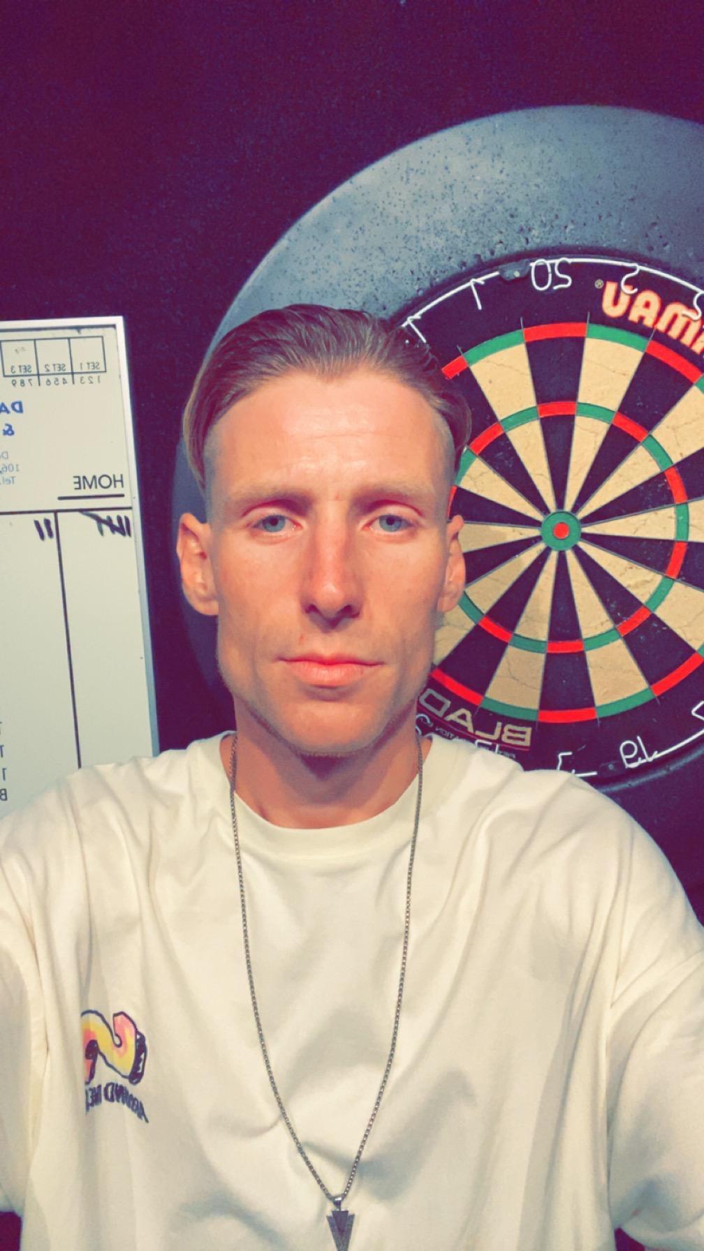Ricotje93 Live Image