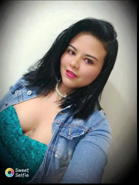 TaniaGol Live Image