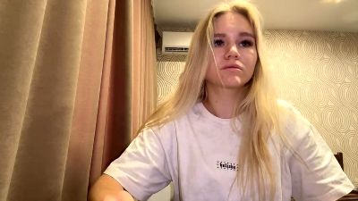 TasiaVitatoe Live Image