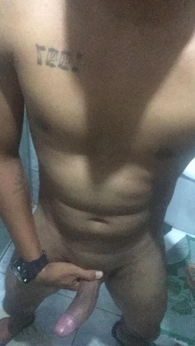 Thiago1595551 Live Image