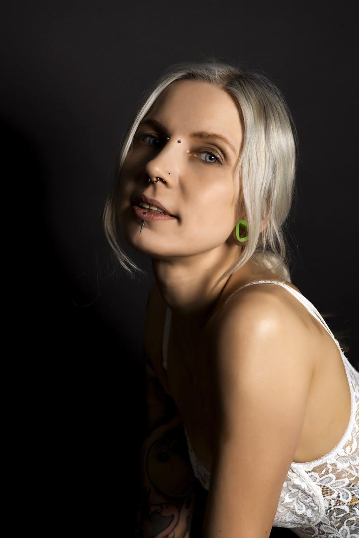 alexa_zaryanova Live Image
