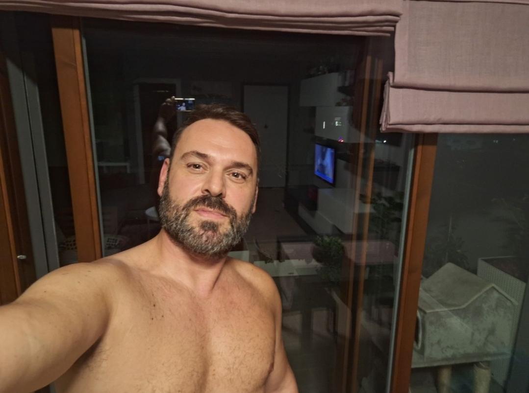 alexboy79 Live Image