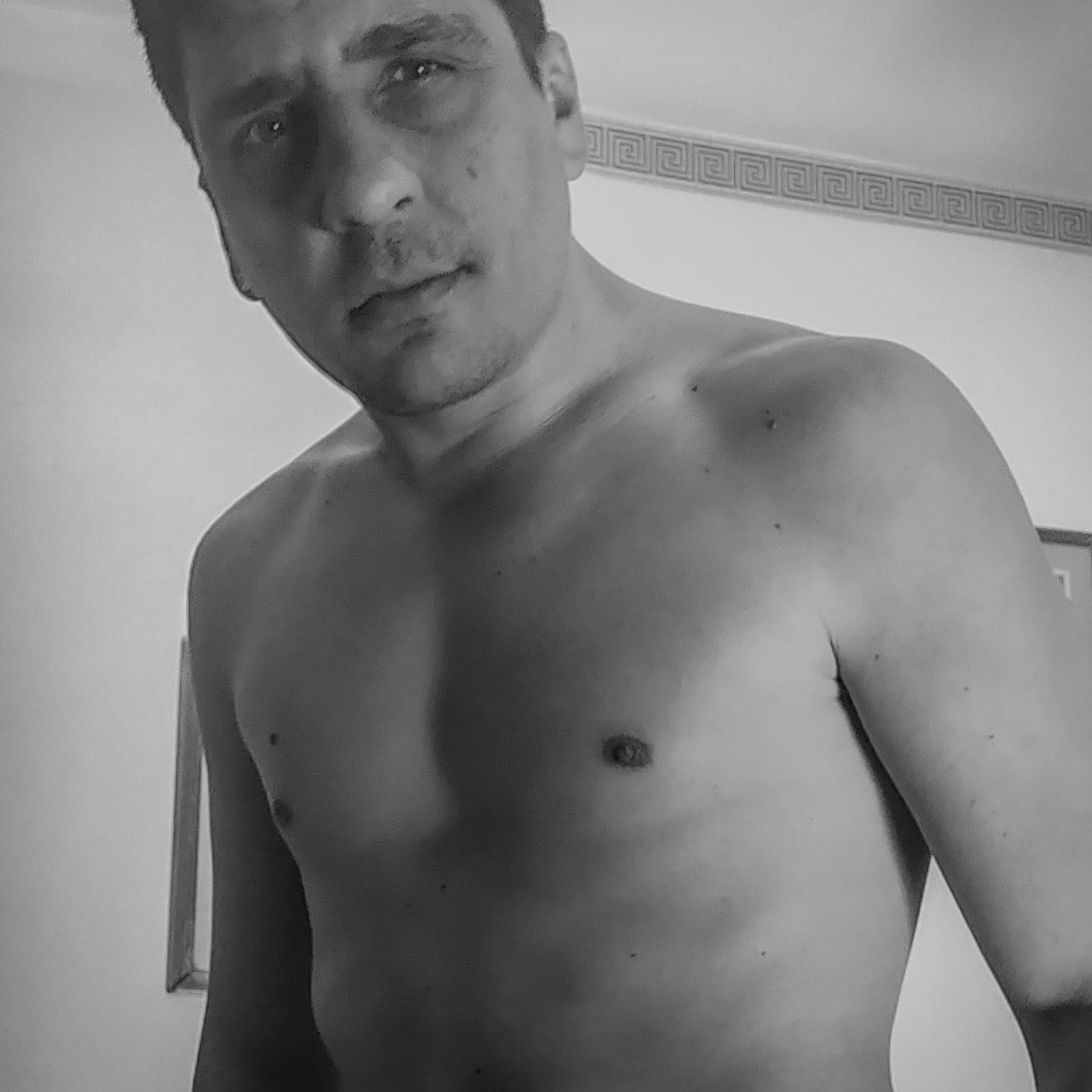 angelos_hot Live Image