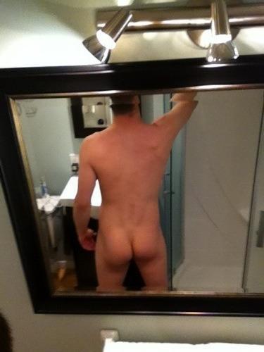bornhorny33 Live Image