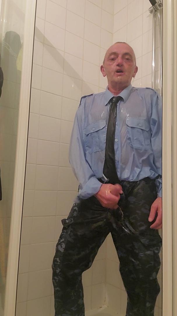 branlepisse3 Live Image