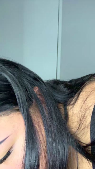 curvy_love1 Live Image
