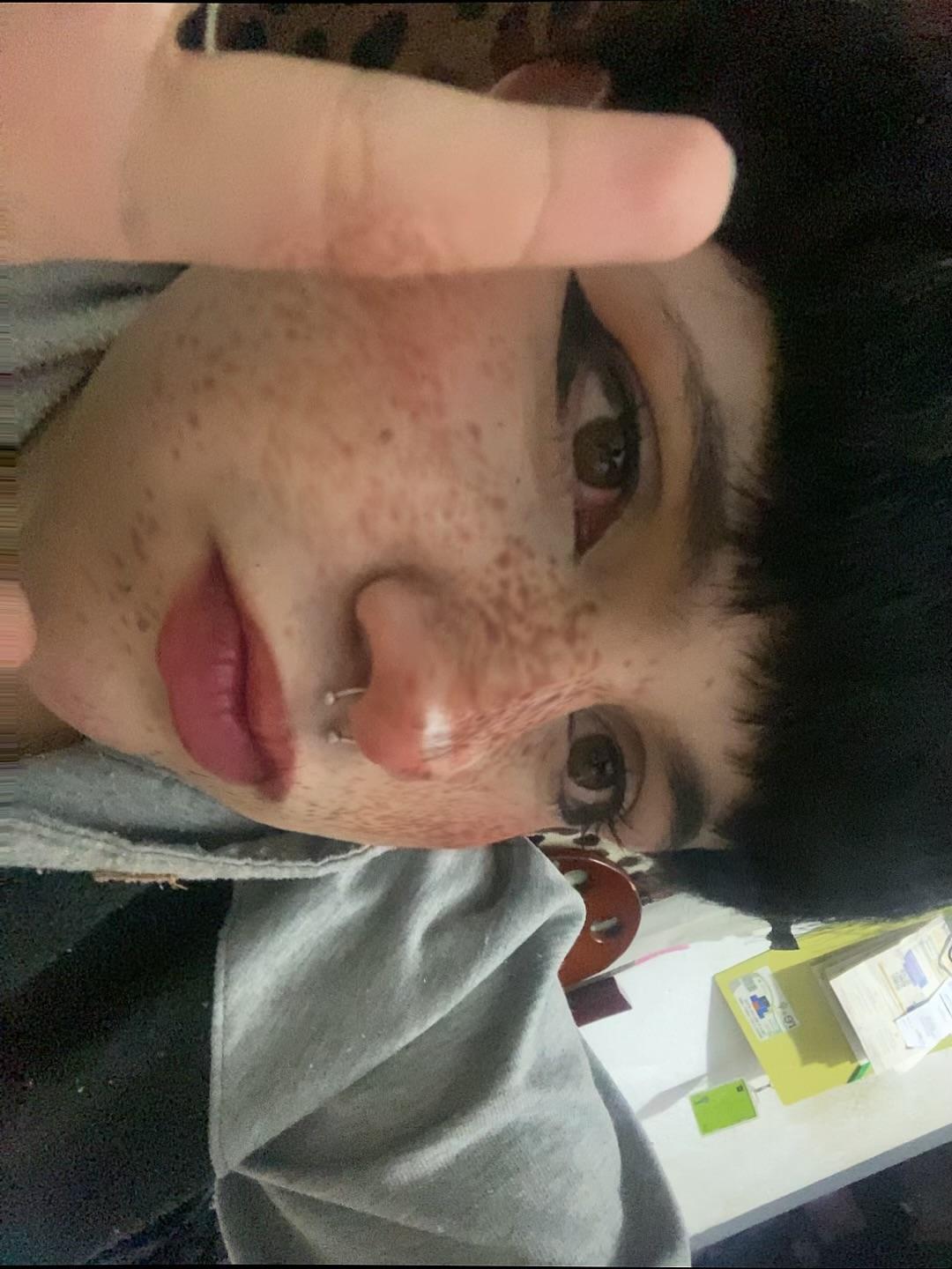 dalmon_lennox Live Image