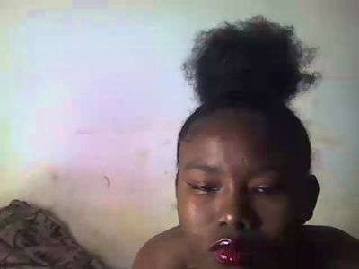 elinahsexy1 Live Image