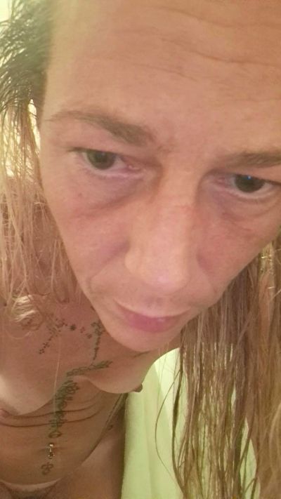 elle26_hot Live Image