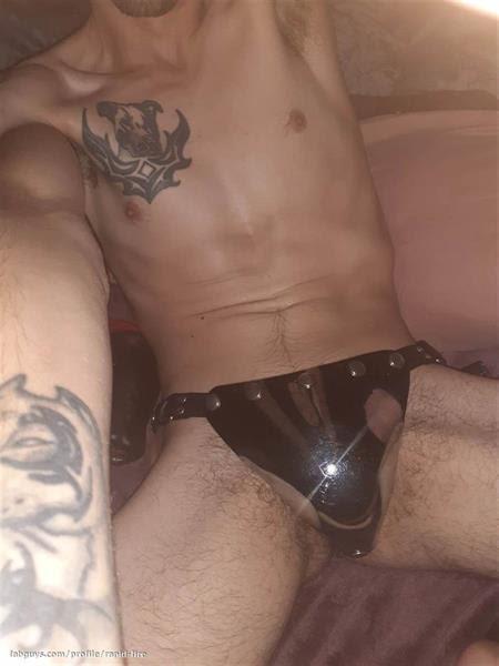 kinkycouple4mo4 Live Image