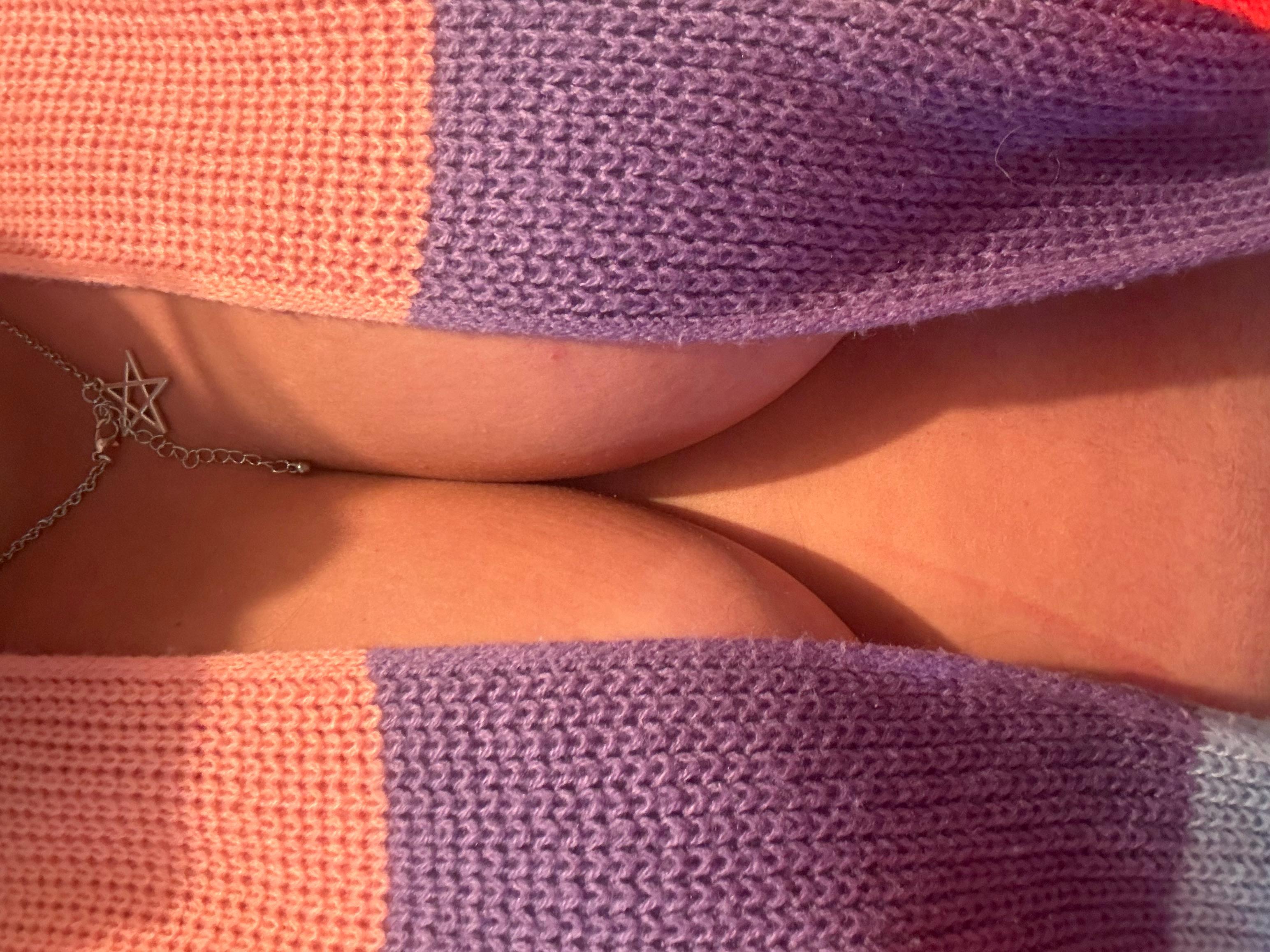 ladyamelia25 Live Image