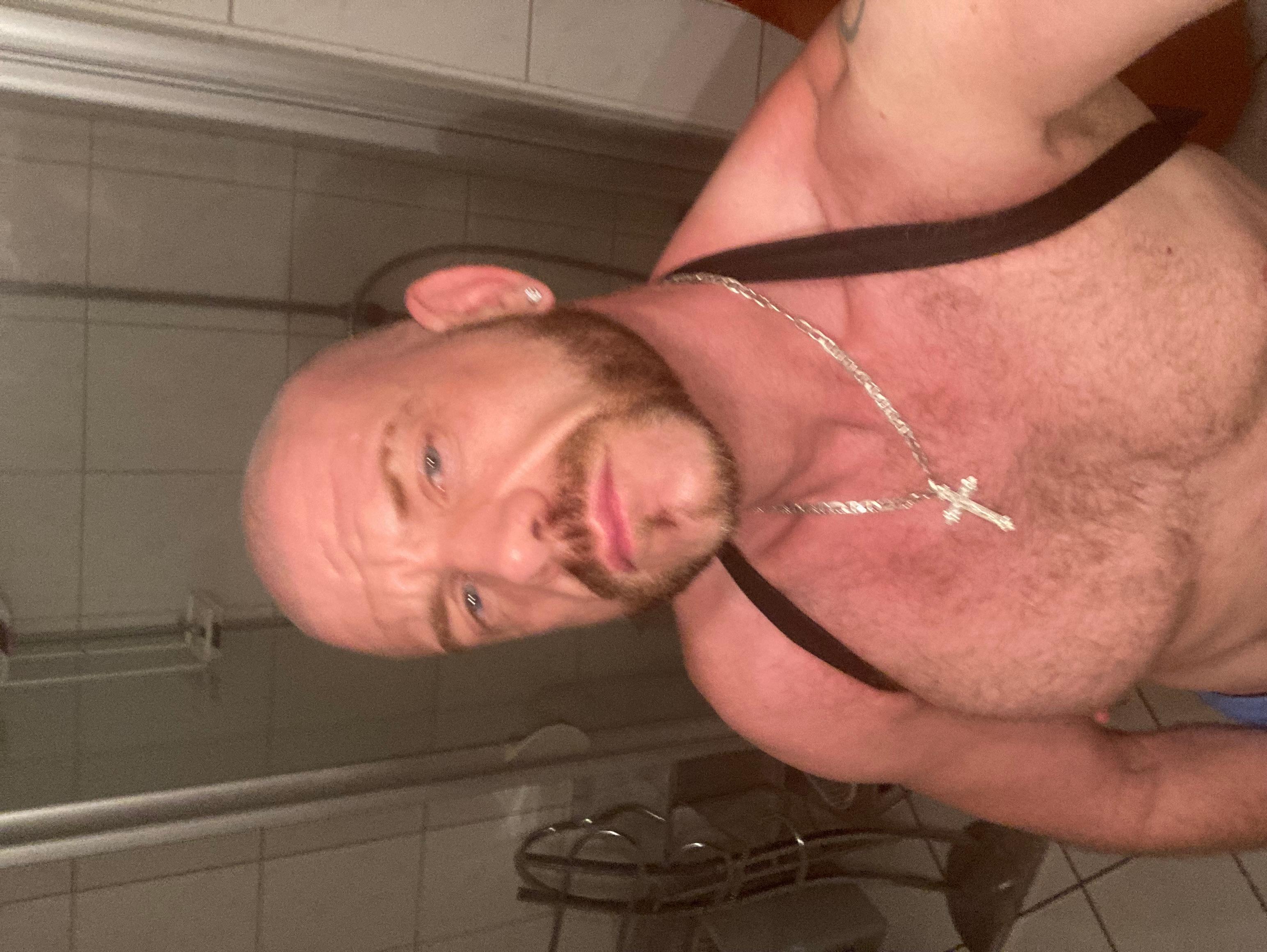 loganmuscled1 Live Image