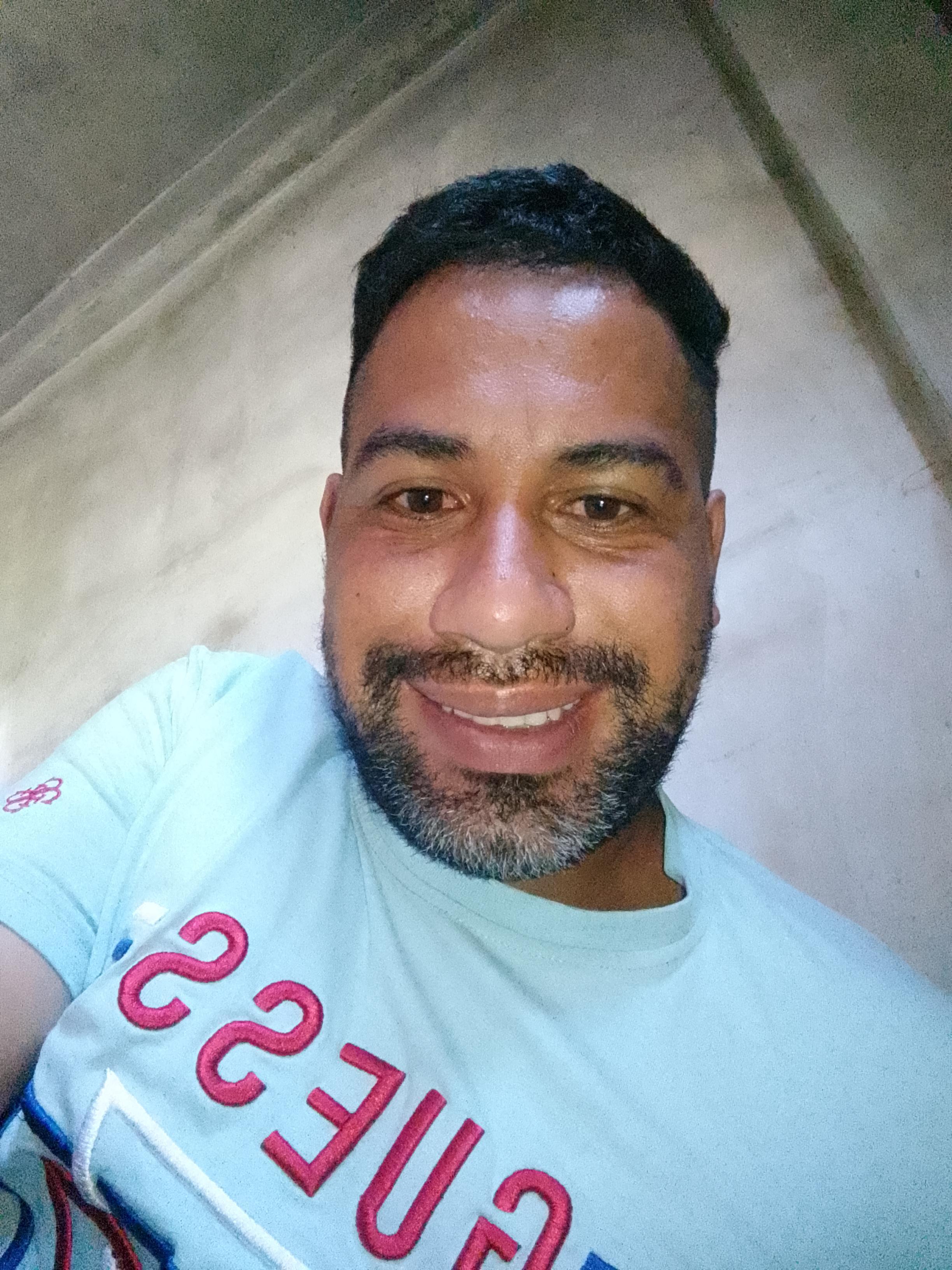 luis3963a2 Live Image