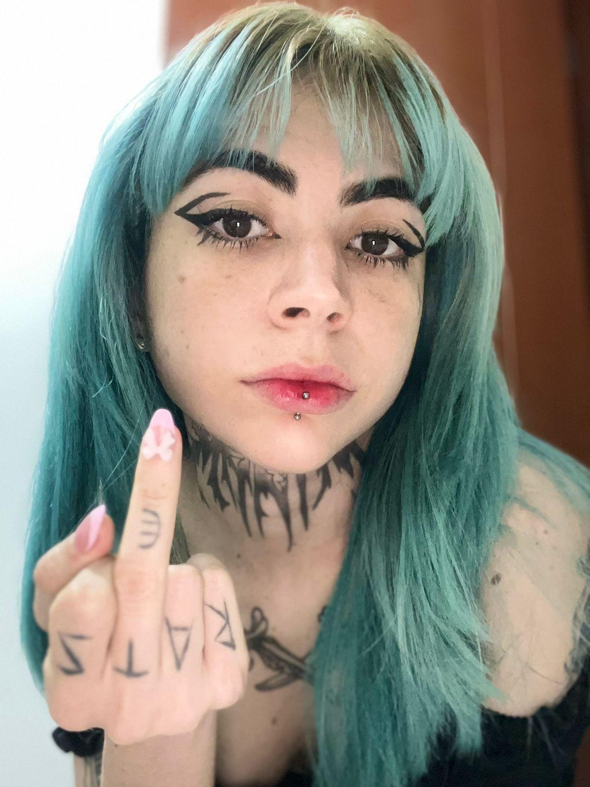 mandyhance1 Live Image